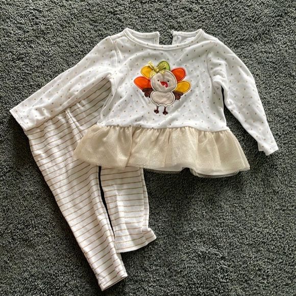 Baby Essentials Other - Baby girl turkey outfit